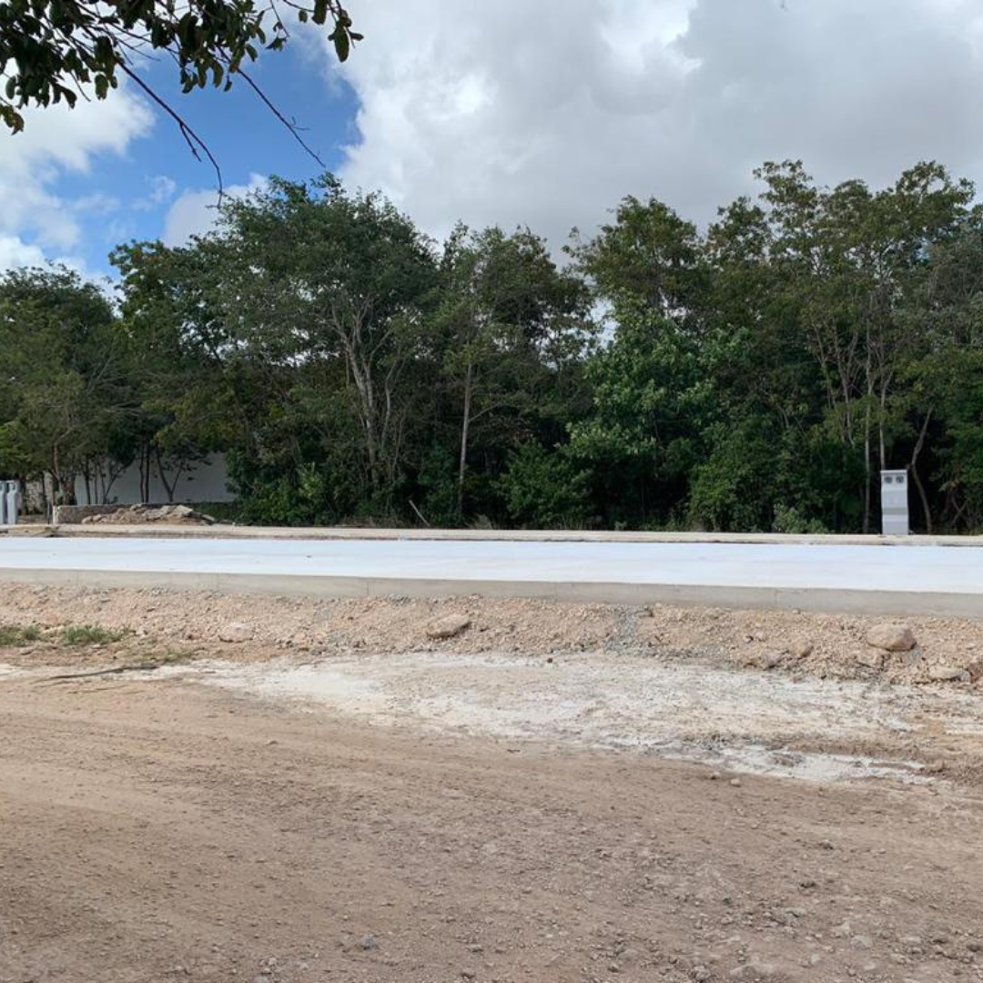 1046-20 PASEO DE LA SELVA AV. ROBLE LT. VII BENITO JUAREZ, QUINTA ROO